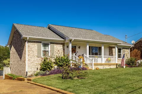109 Raindrop Ln, Hendersonville, TN 37075