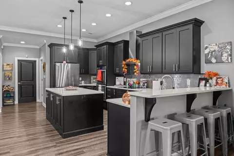 Kitchen - 3950 Budds Creek Rd, Cunningham, TN 37052 photo 2 of 7