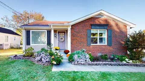 3633 Donna Kay Dr, Nashville, TN 37211