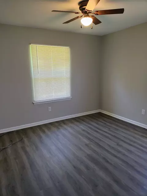 Bedroom - 52 Eagle Cv, Jackson, TN 38305 photo 2 of 2