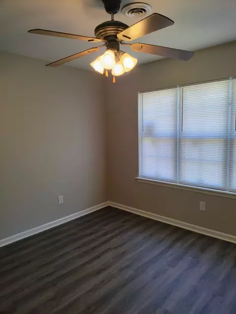 Bedroom - 52 Eagle Cv, Jackson, TN 38305 photo 1 of 2
