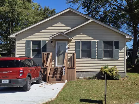 412 Campbell Ave, Tullahoma, TN 37388