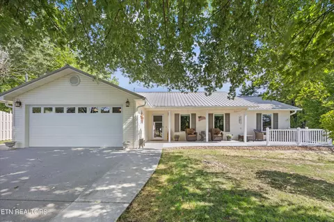344 Park View Cir, Pigeon Forge, TN 37863