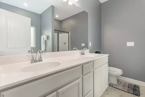 Bath - 248 Ruby Cate Way, Murfreesboro, TN 37128 photo 1 of 3