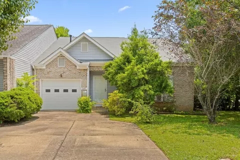 6689 Hickory Trace Cir, Chattanooga, TN 37421