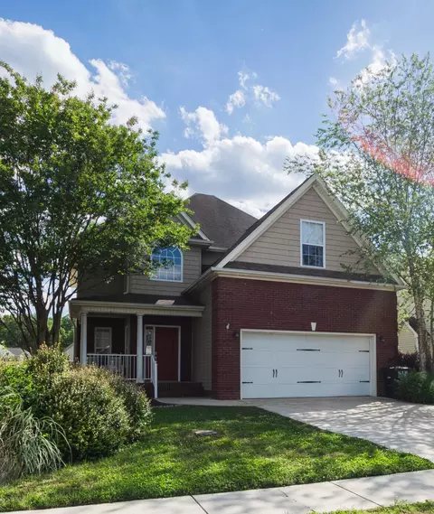 8420 Sophie Ln, Ooltewah, TN 37363