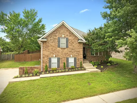4020 Barnes Cove Dr, Antioch, TN 37013