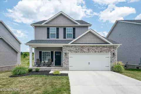 115 E Fortenberry St, Oak Ridge, TN 37830