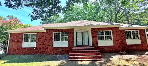 1414 Hillwood Cir, Lafayette, TN 37083