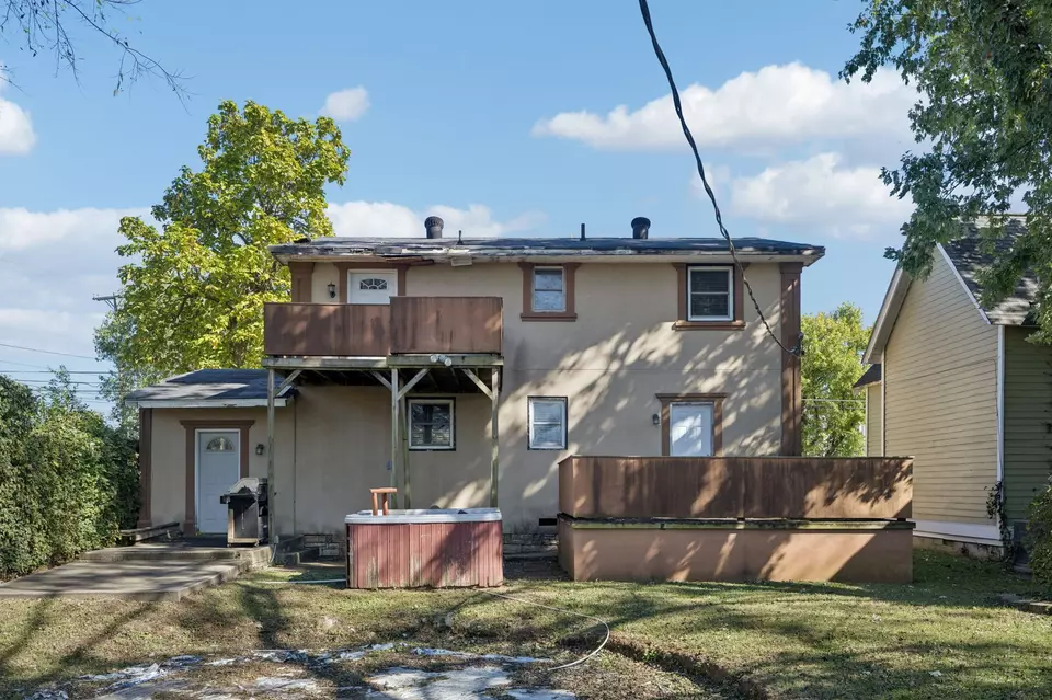 Exterior - 824 N 5th St, Nashville, TN 37207 photo 12 of 13