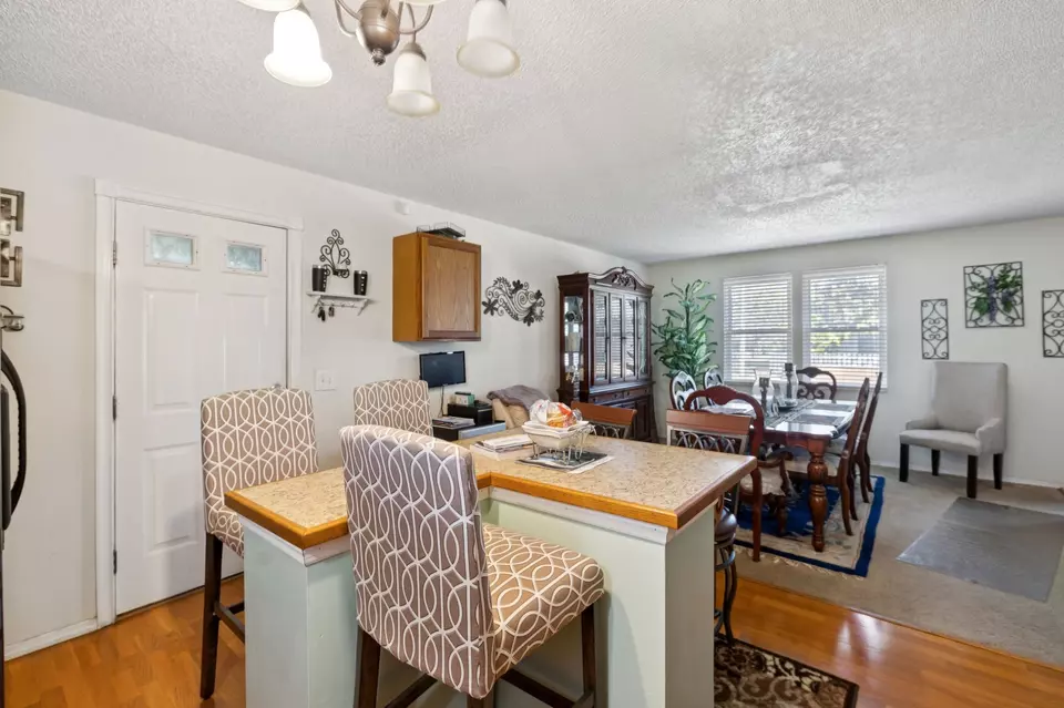 Dining - 824 N 5th St, Nashville, TN 37207 photo 5 of 5