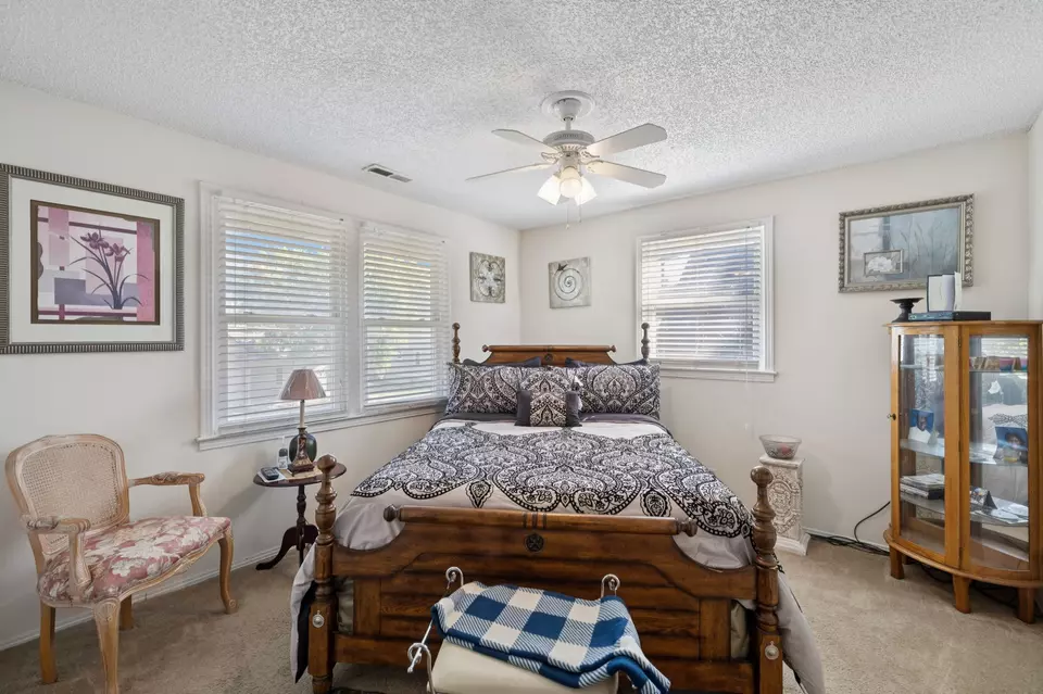 Bedroom - 824 N 5th St, Nashville, TN 37207 photo 2 of 6