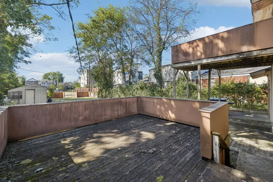 Exterior - 824 N 5th St, Nashville, TN 37207 photo 8 of 13