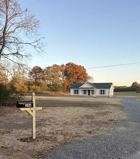 106 N Fork Church, Bell Buckle, TN 37020
