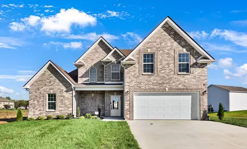 625 Kinross Dr, Clarksville, TN 37043