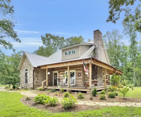 304 Moore Link Rd, Portland, TN 37148