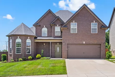 1302 Dan Brown Dr, Clarksville, TN 37042