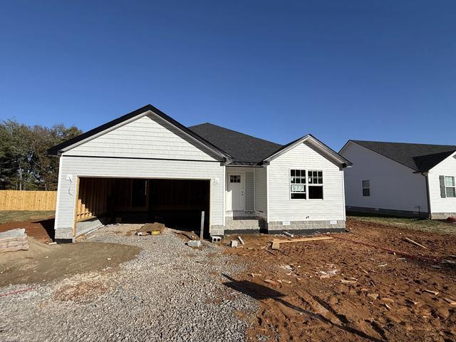 1573 Fredrick Dr, Clarksville, TN 37042