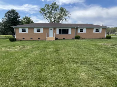 7274 Jim Cummings Hwy, Bradyville, TN 37026