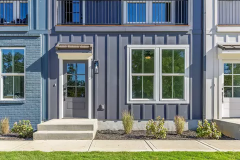 1652 Mari Cir, Chattanooga, TN 37404