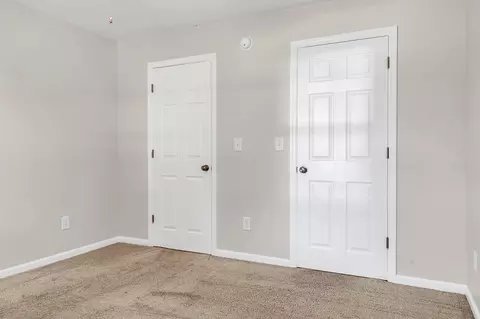 Bedroom - 44 Flint Dr, Decherd, TN 37324 photo 5 of 6