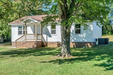 Exterior - 44 Flint Dr, Decherd, TN 37324 photo 1 of 7
