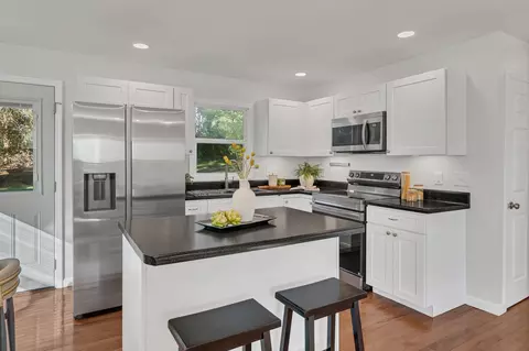 Kitchen - 44 Flint Dr, Decherd, TN 37324 photo 1 of 3