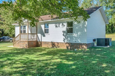Exterior - 44 Flint Dr, Decherd, TN 37324 photo 5 of 7