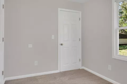 Bedroom - 44 Flint Dr, Decherd, TN 37324 photo 6 of 6