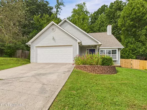 3226 Kingsmore Dr, Knoxville, TN 37921