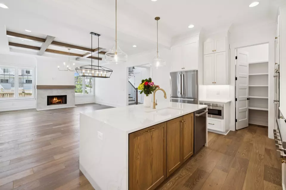 Kitchen - 7031 Southvale Blvd, Franklin, TN 37064 photo 3 of 11