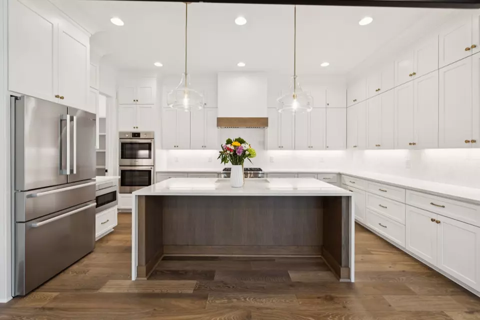 Kitchen - 7031 Southvale Blvd, Franklin, TN 37064 photo 2 of 11