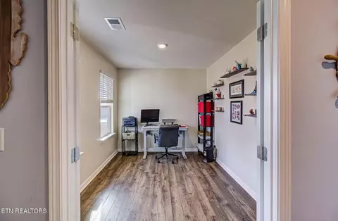 812 Greene Meadow Dr, Talbott, TN 37877 photo 3