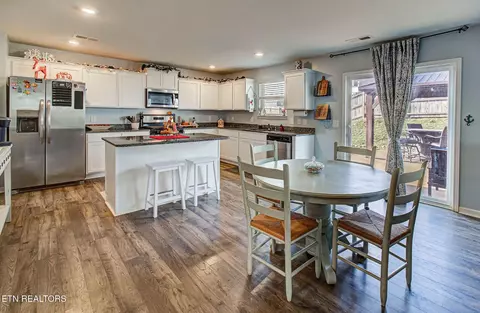 812 Greene Meadow Dr, Talbott, TN 37877 photo 8