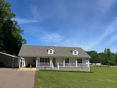 85 Two Boys Rd, Savannah, TN 38372
