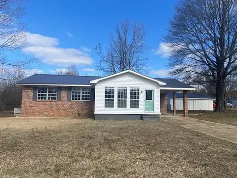 1255 Rich Rd, Savannah, TN 38372