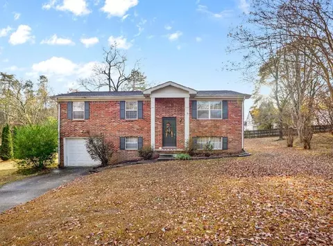 344 Branch Dr, Hixson, TN 37343