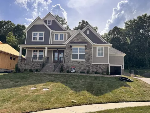 6021 Elliott Ct, Arrington, TN 37014