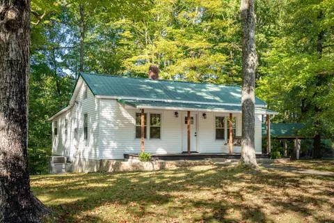 3265 York Landing Rd, Woodlawn, TN 37191