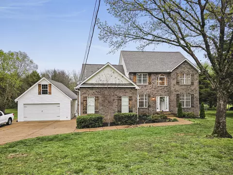 4005 Dell Dr, Mount Juliet, TN 37122