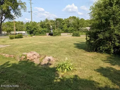 1616 Young Ave, Knoxville, TN 37920