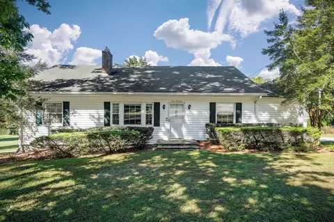 400 Westwood Dr, Mcminnville, TN 37110