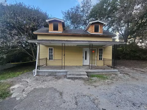 102612 Bridge St, Columbia, TN 38401