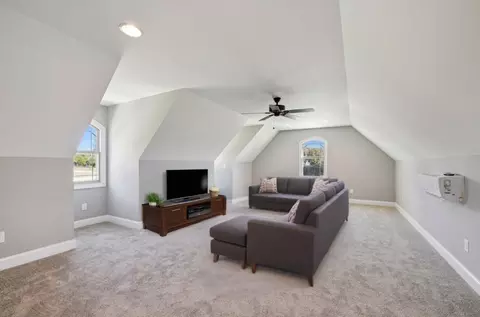 Living - 105 Barbara Spears Rd, Morrison, TN 37357 photo 3 of 6