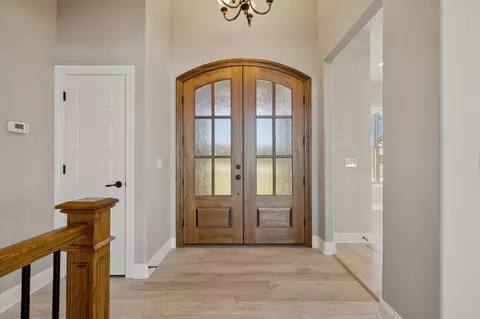 Entry Way - 105 Barbara Spears Rd, Morrison, TN 37357 photo 2 of 5