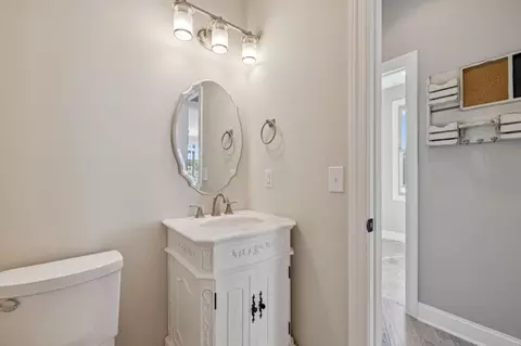 Bath - 105 Barbara Spears Rd, Morrison, TN 37357 photo 1 of 7