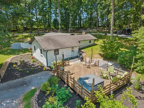 1455 E Ab Wade Rd E, Portland, TN 37148