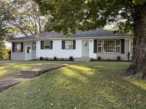 640 6th Ave S, Lewisburg, TN 37091