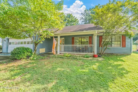 3131 Arthur Walker Rd, Maryville, TN 37803