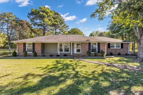 105 Ridgewood Rd, Franklin, TN 37064